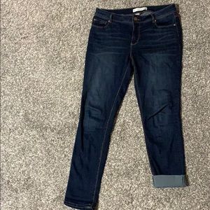 Women’s dark washed jeans